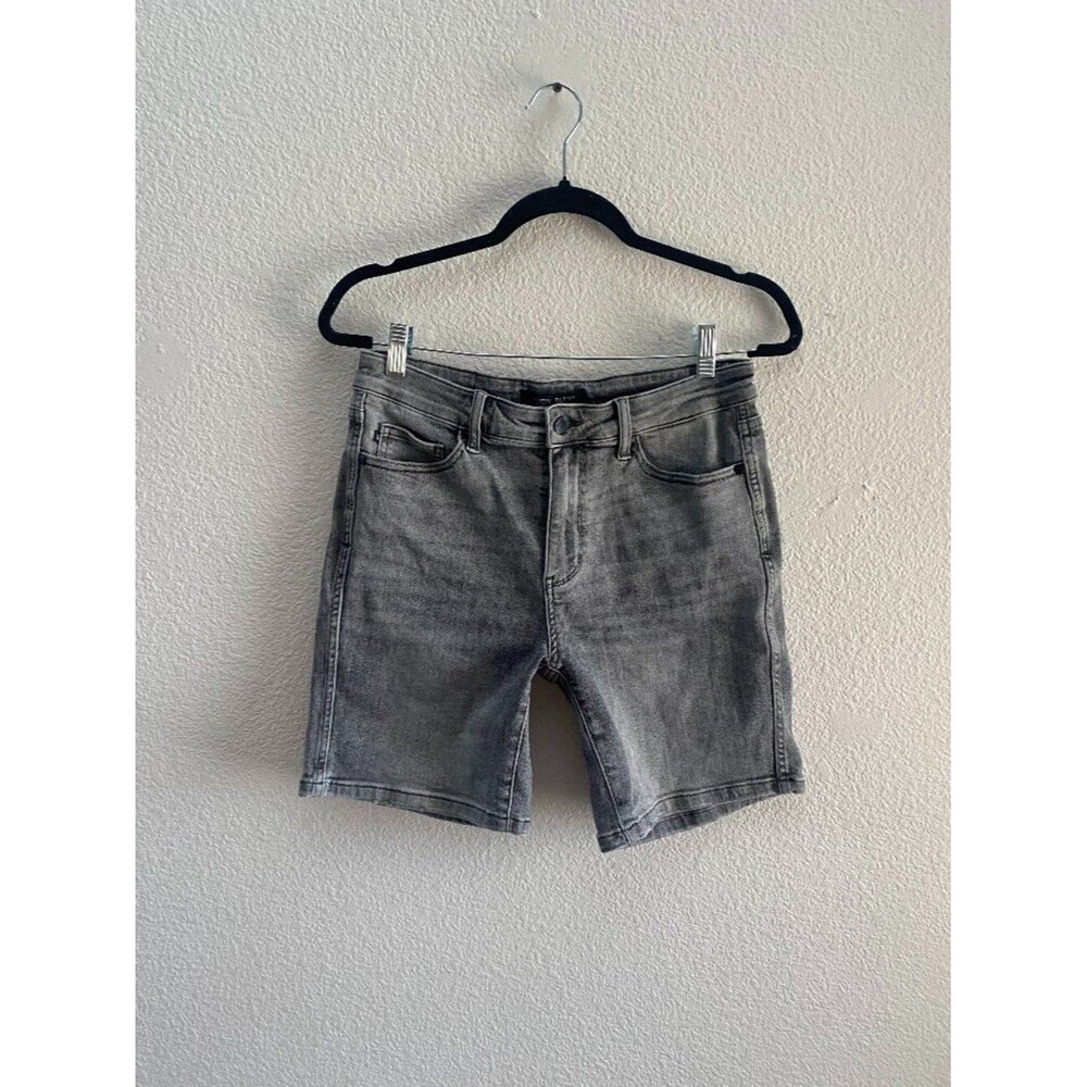 Judy Blue Last Night Bermuda Denim Jean Shorts Large Gray JB150230 GR Mid-Rise